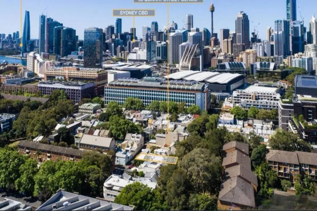 Image 1 of Fancy 4 BR House with Parking – ICC&Darling Harbour-8 mins walk