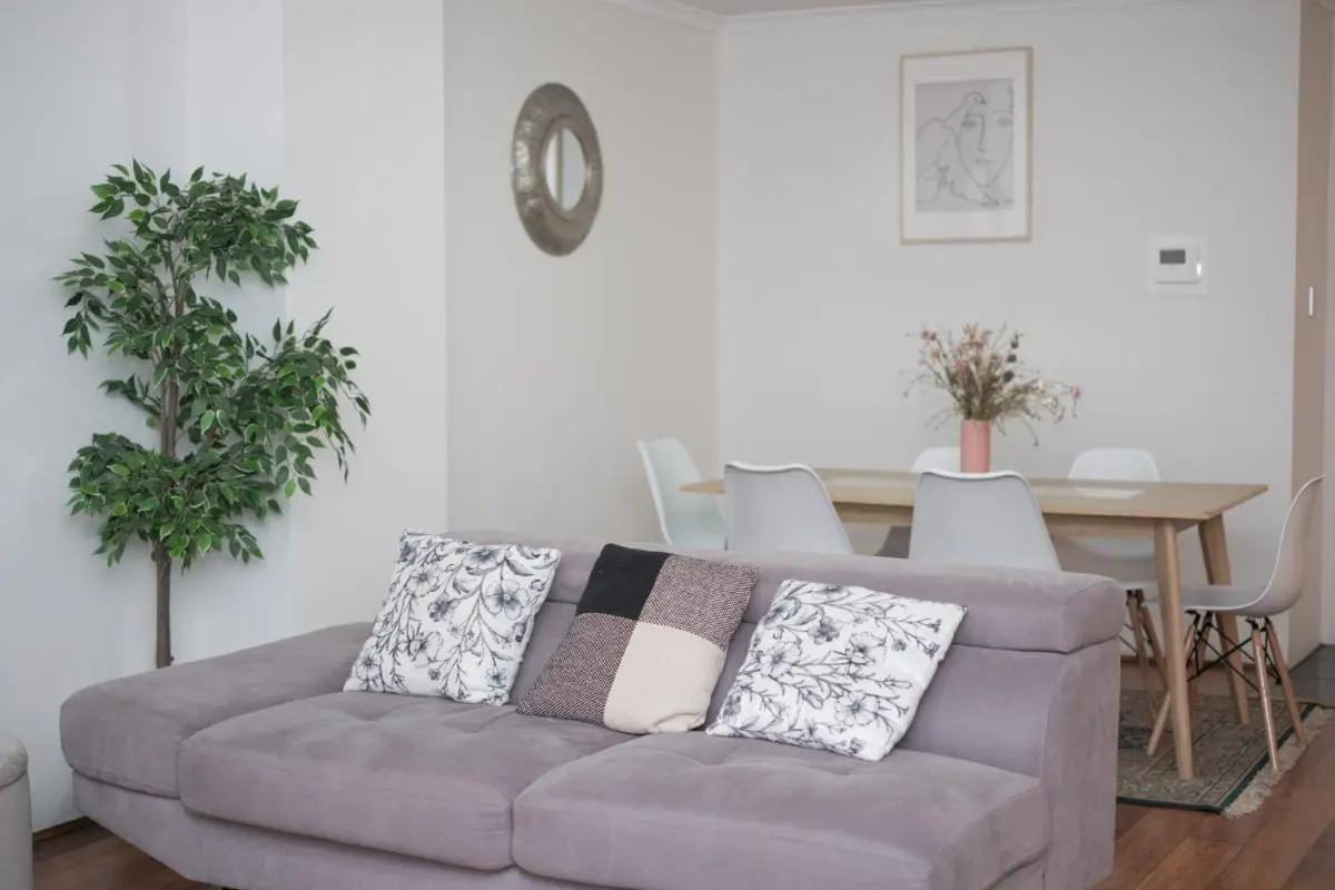 Image 4 of Fantastic 3BR Apt with Parking & Darling Harbour – 10 mins walk