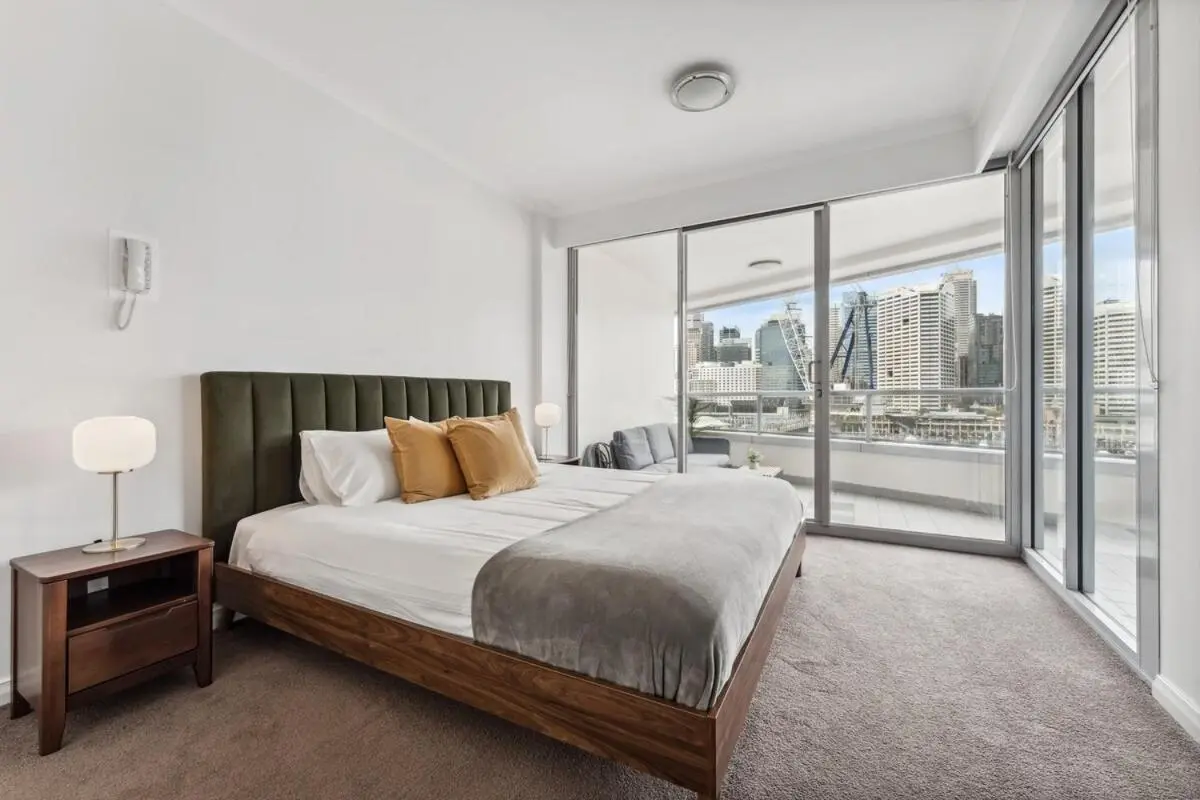 Image 5 of Fireworks, Views, Pool & Parking