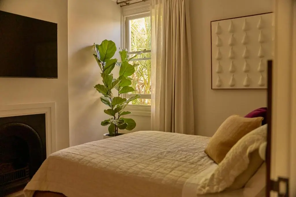 Image of Flora Suite