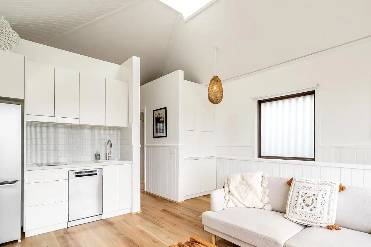 Image 2 of Gorgeous 1 bed Short Walk to Everything in Manly