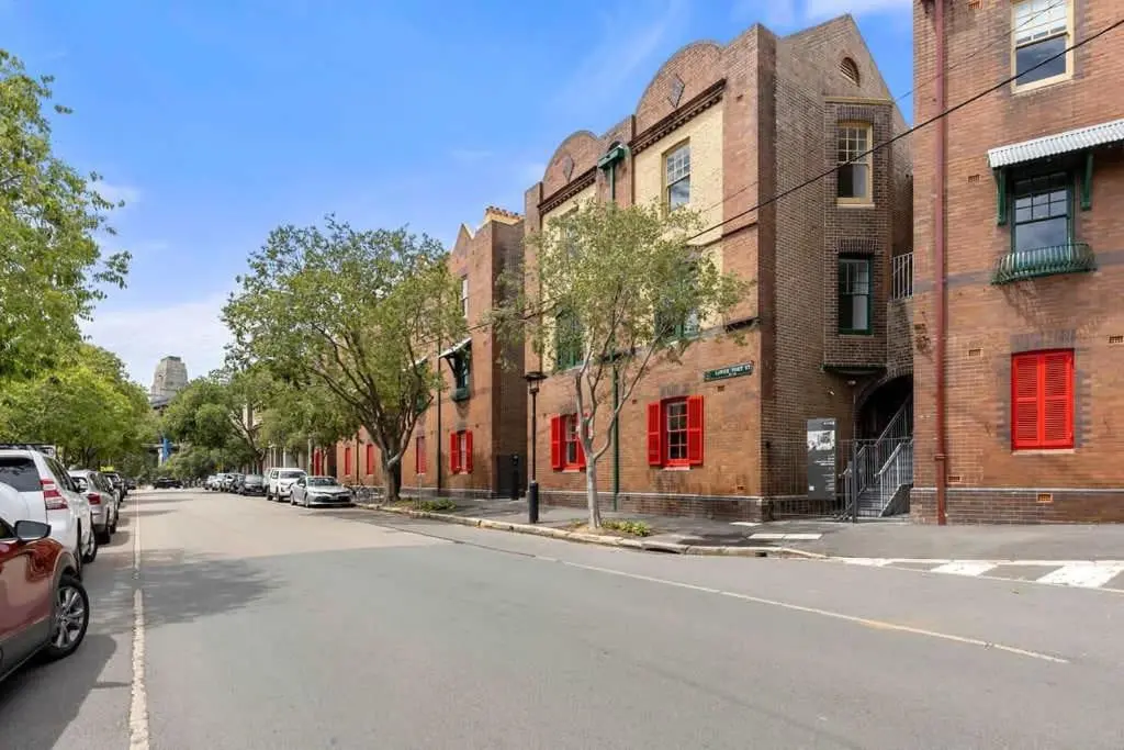 Image 5 of Ground-Floor Retreat in Dawes Point