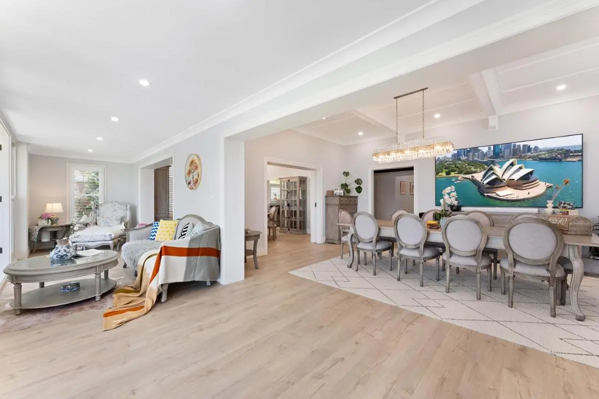 Image 2 of Harbourfront Haven 4BR Retreat with Stunning Views of Sydney Iconic Landmarks