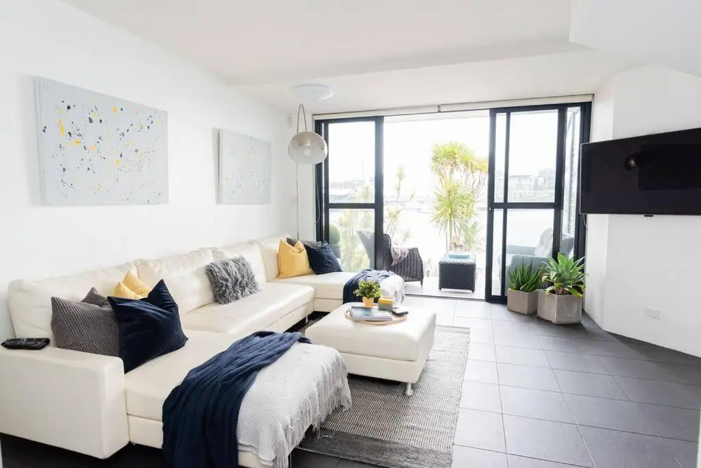 Image 5 of Harbourfront Oasis with Pool, Steps to VIVID and Iconic Sydney Views