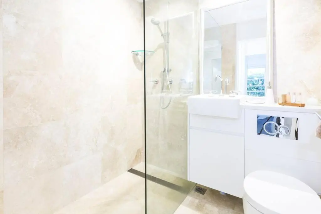 Image 1 of Harbourside7 – modern 1br unit with fab views