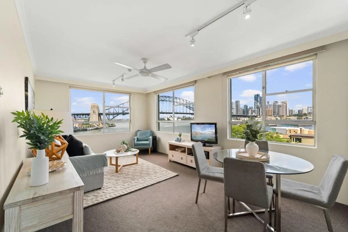 Image 4 of Harbourside 43