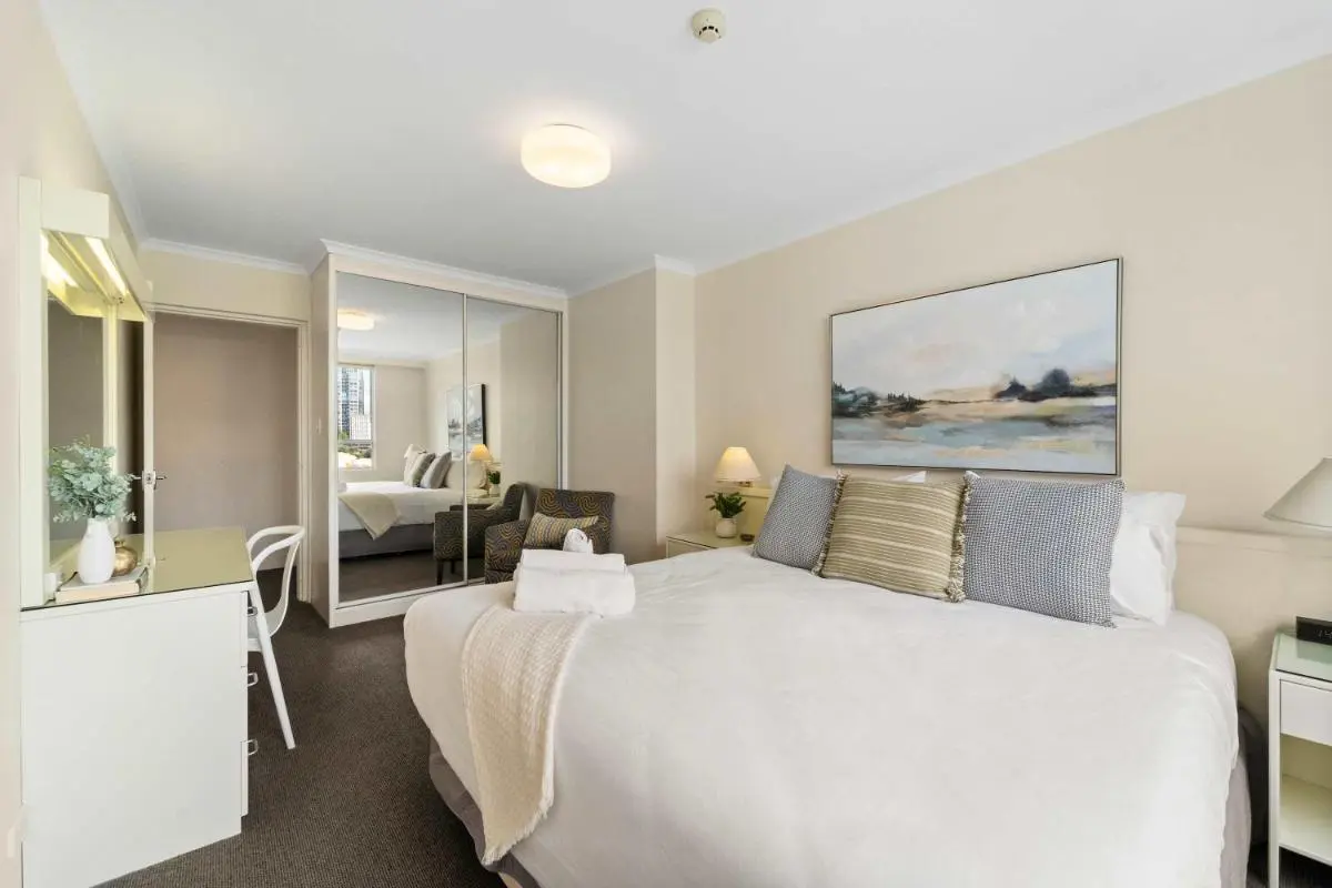 Image 6 of Harbourside 43