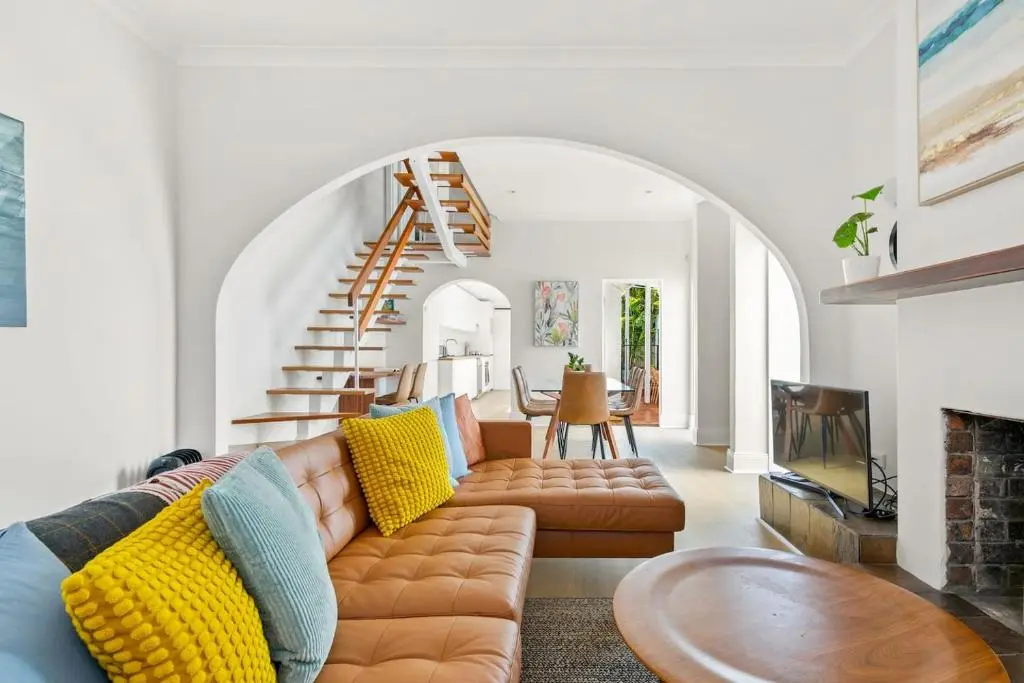 Image of Henrietta – Poolside Relaxation near Bronte Beach