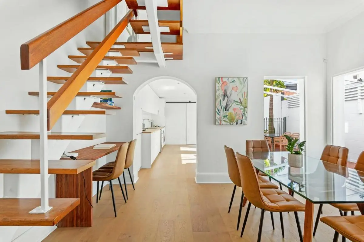 Image 4 of Henrietta – Poolside Relaxation near Bronte Beach