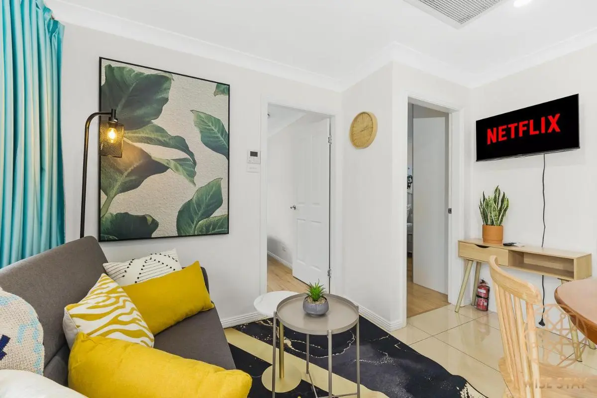 Image 4 of Hurstville 2Br Granny flat near Shopping & Train