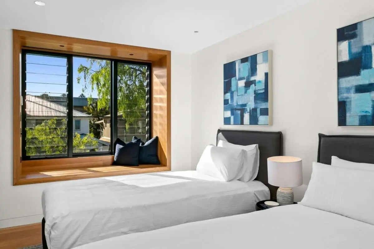 Image 1 of Impeccable 3-Bed Home Near the Beach