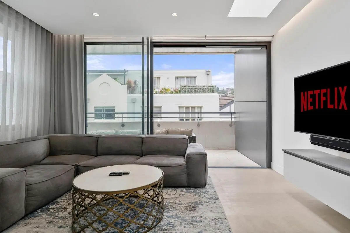 Image 4 of Inviting 2BR Unit with Parking near Coogee Beach