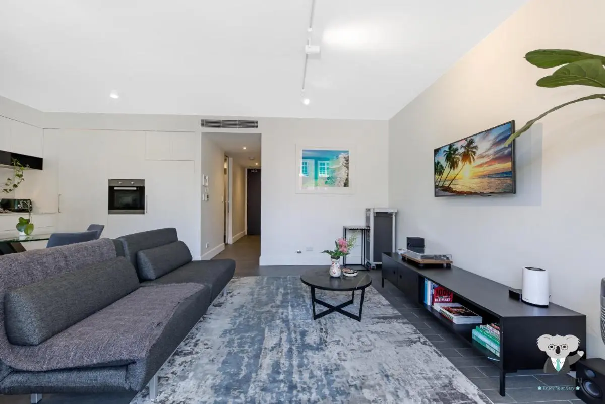 Image 3 of KozyGuru | Surry Hills | Freshly Cozy Apt