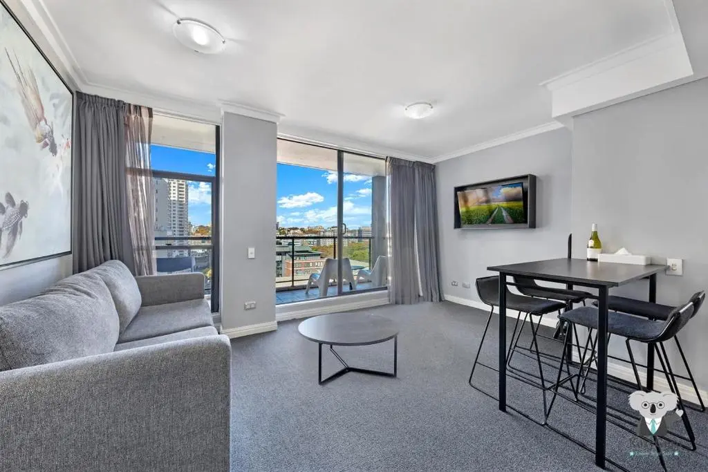 Image of KozyGuru | Sydney CBD 1B Apt | City View