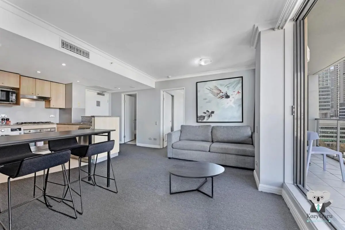 Image 3 of KozyGuru | Sydney CBD 1B Apt | City View
