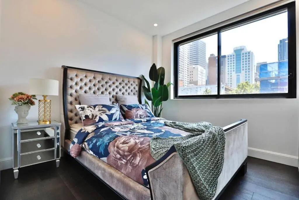 Image 1 of Leichhardt Serene Retreat – Views丨Parking丨Ease