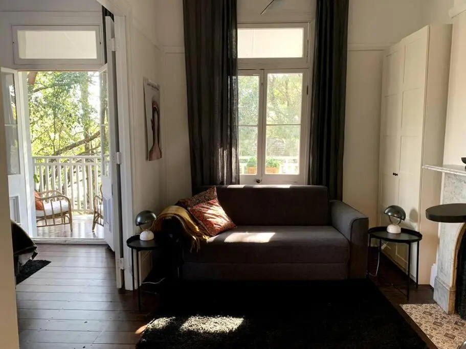 Image of Light filled terrace flat