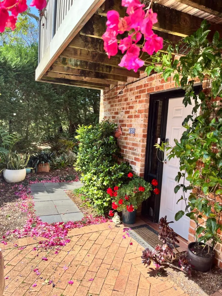 Image 6 of Linley House