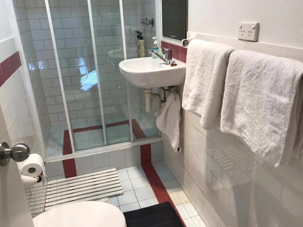 Image 2 of Linley House