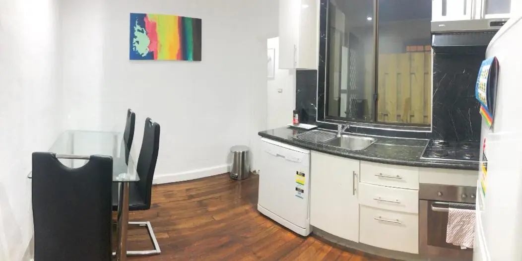 Image 4 of Low price clean linen and free stuff No 2 plenty of on street parking G1