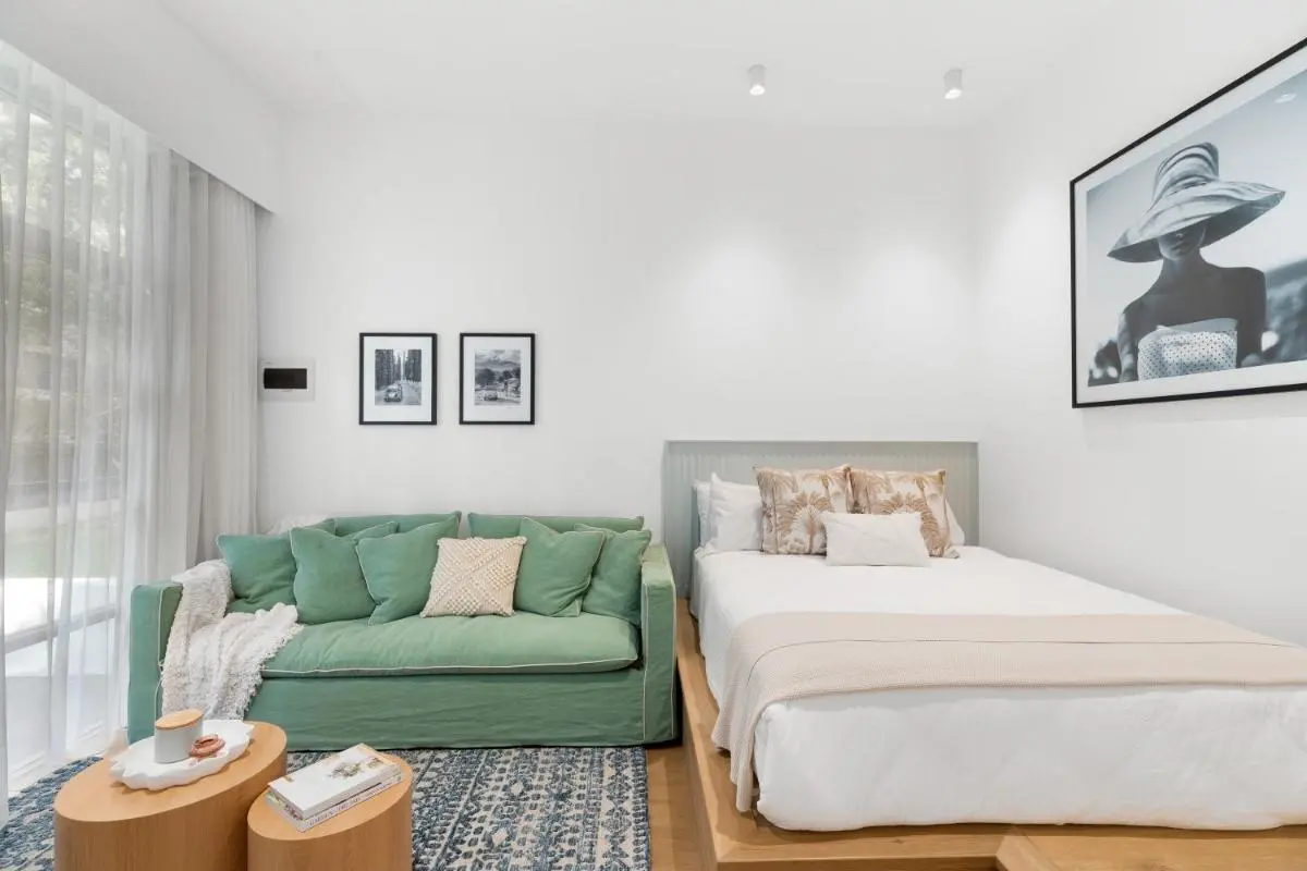 Image 6 of Luxe Central Studio 4 – Close to Randwick