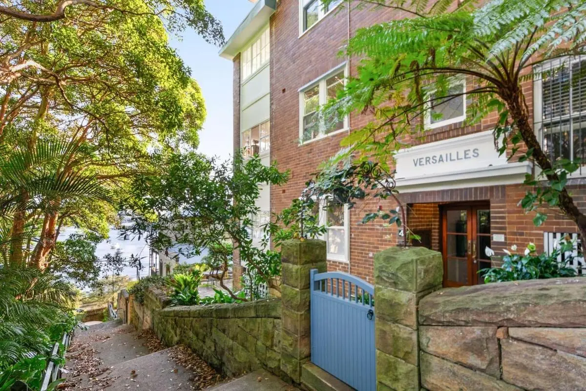 Image 5 of Luxe Lavender Bay – An Iconic Couple’s Nest
