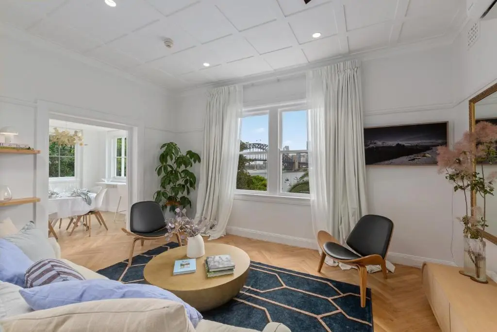 Image of Luxe Lavender Bay – An Iconic Couple’s Nest