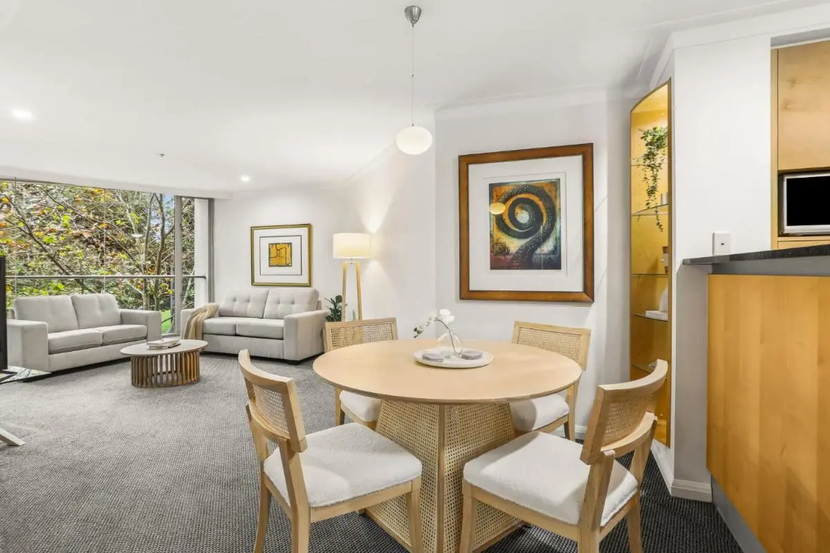 Image 5 of Luxurious Apartment Only 250m Walk to Opera House