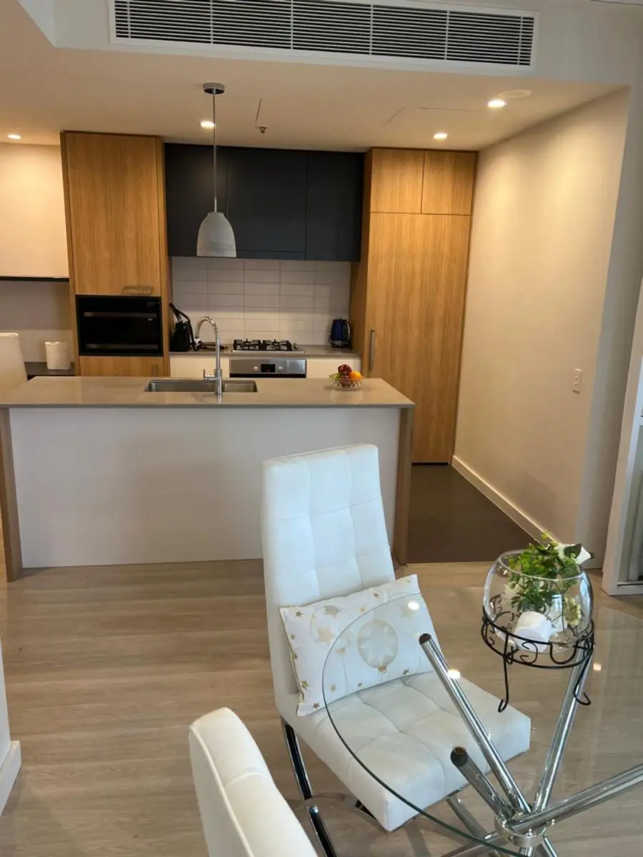 Image 2 of Luxury Apartment with Panoramic Views