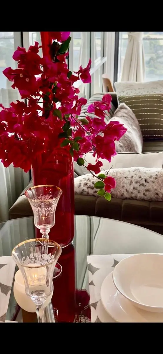 Image 3 of Luxury Apartment with Panoramic Views