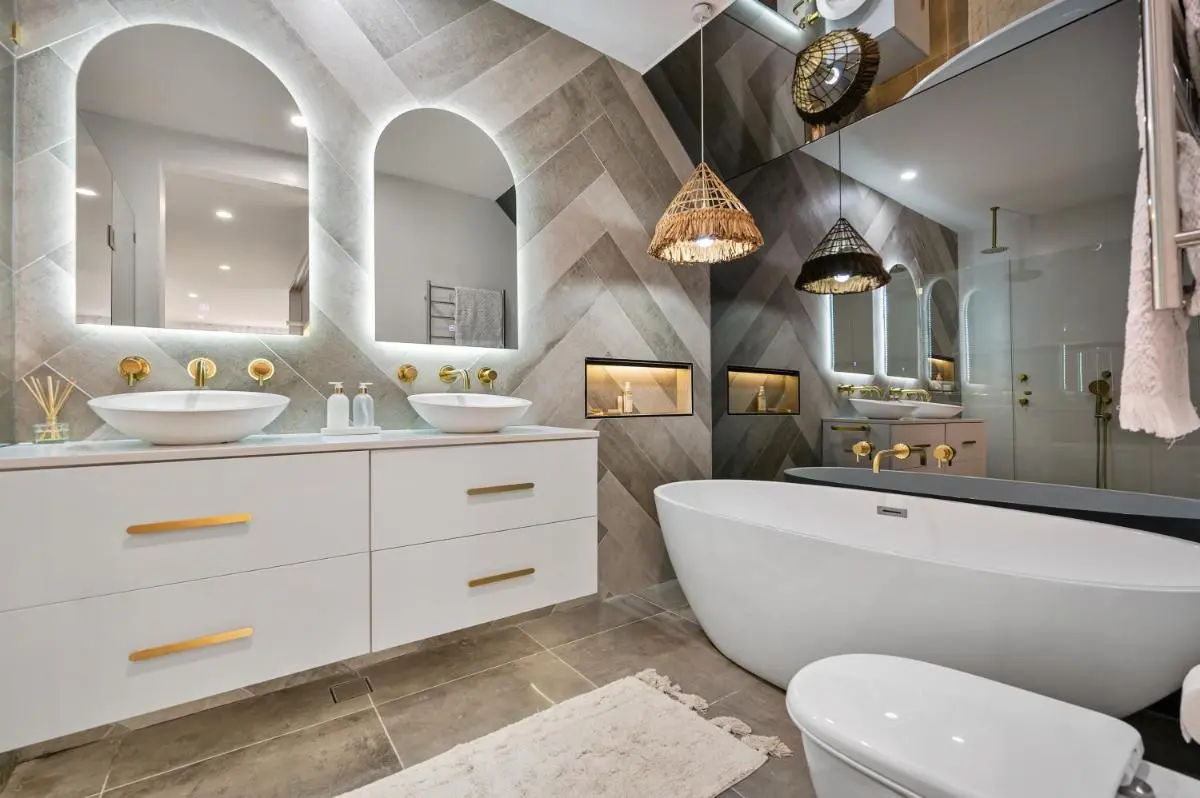 Image 1 of Luxury Urban Oasis