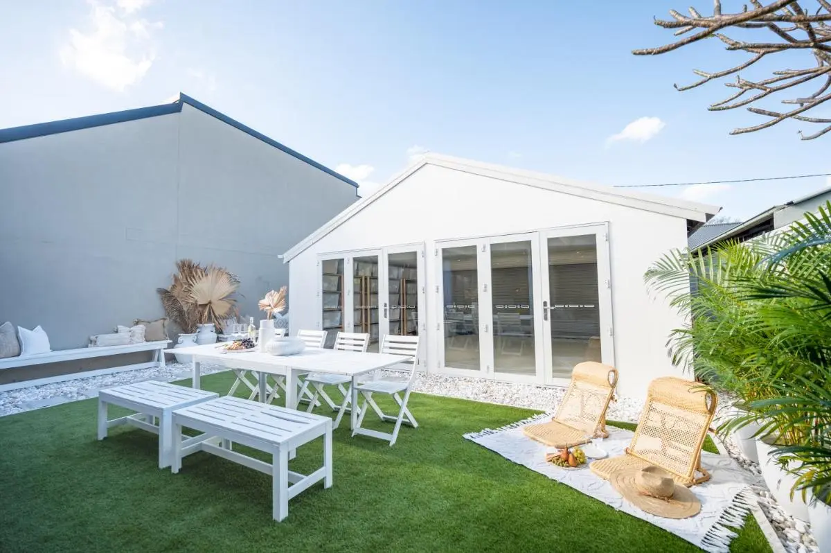 Image 3 of Luxury Urban Oasis