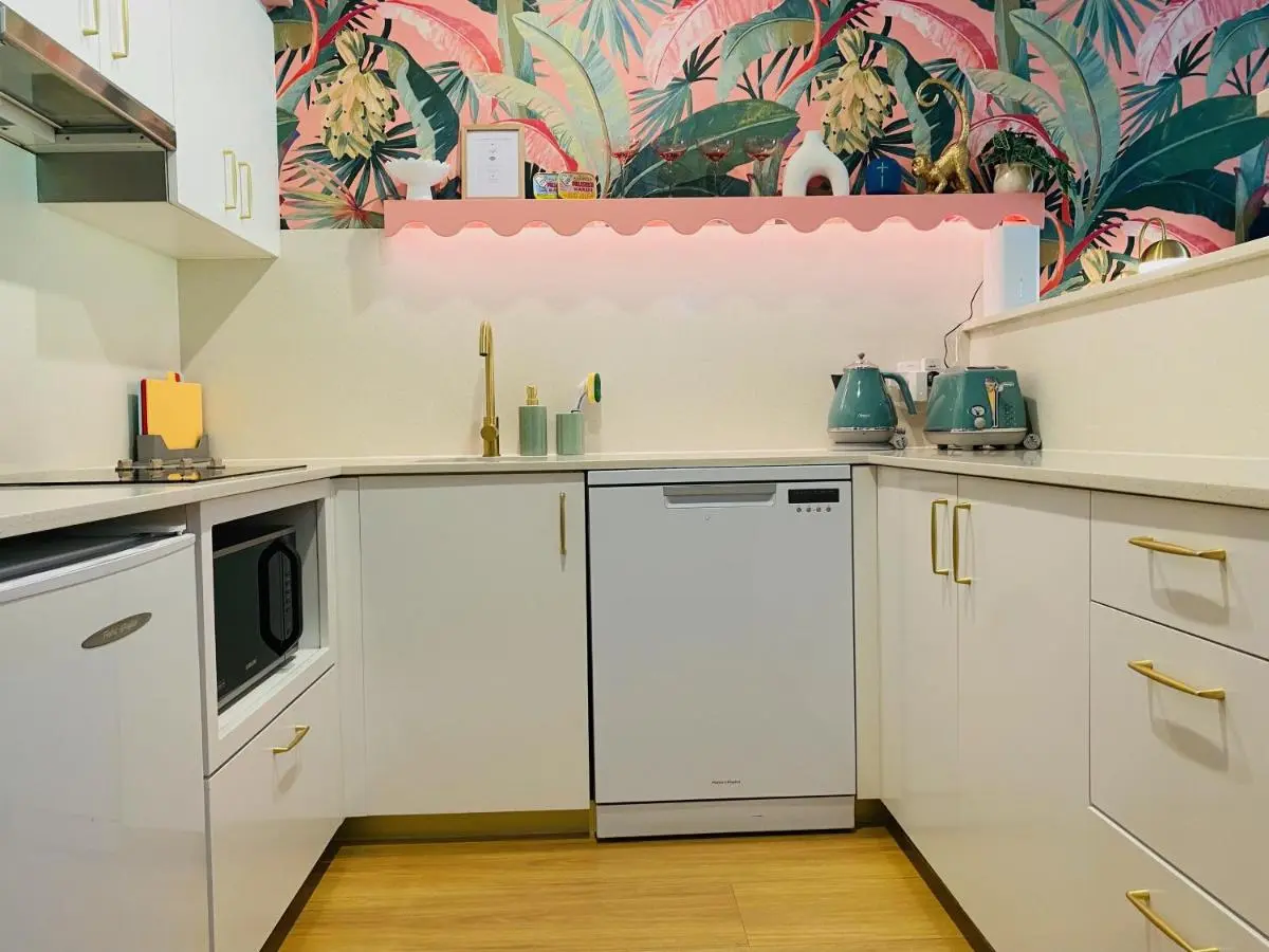 Image 3 of Manly Vibes – fabulous design with gym, sauna, streaming, right opposite wharf & beach