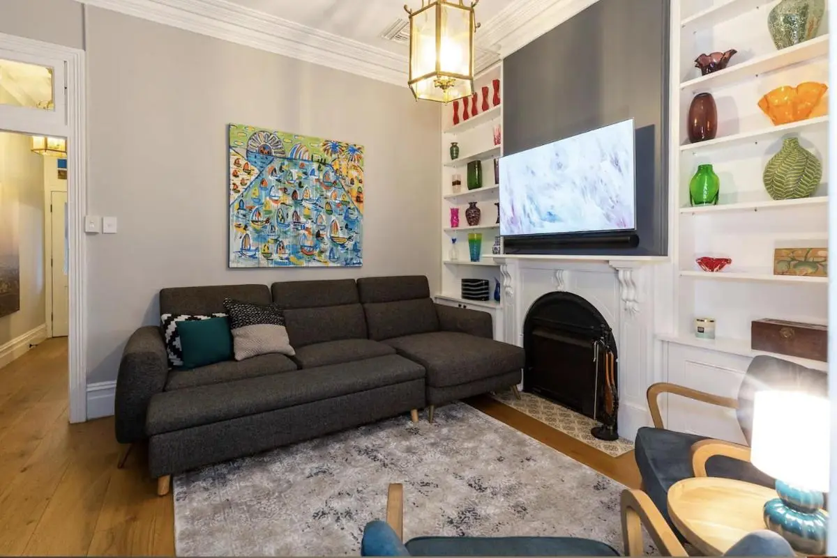 Image 4 of Millers Point Home Harbourside