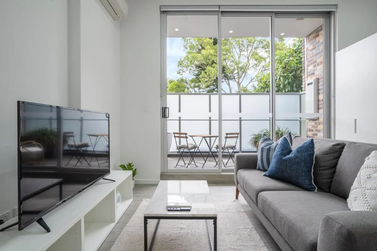 Image 4 of Modern 1-Bedroom Retreat