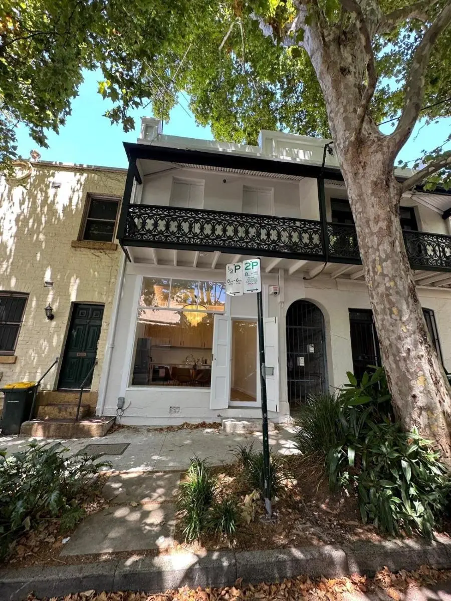 Image 3 of Modern 3-Bedrooms Townhouse in an Paddington
