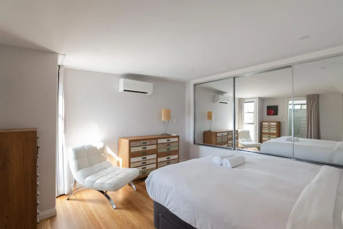 Image 1 of Modern Home in Erskineville w AC and Parking