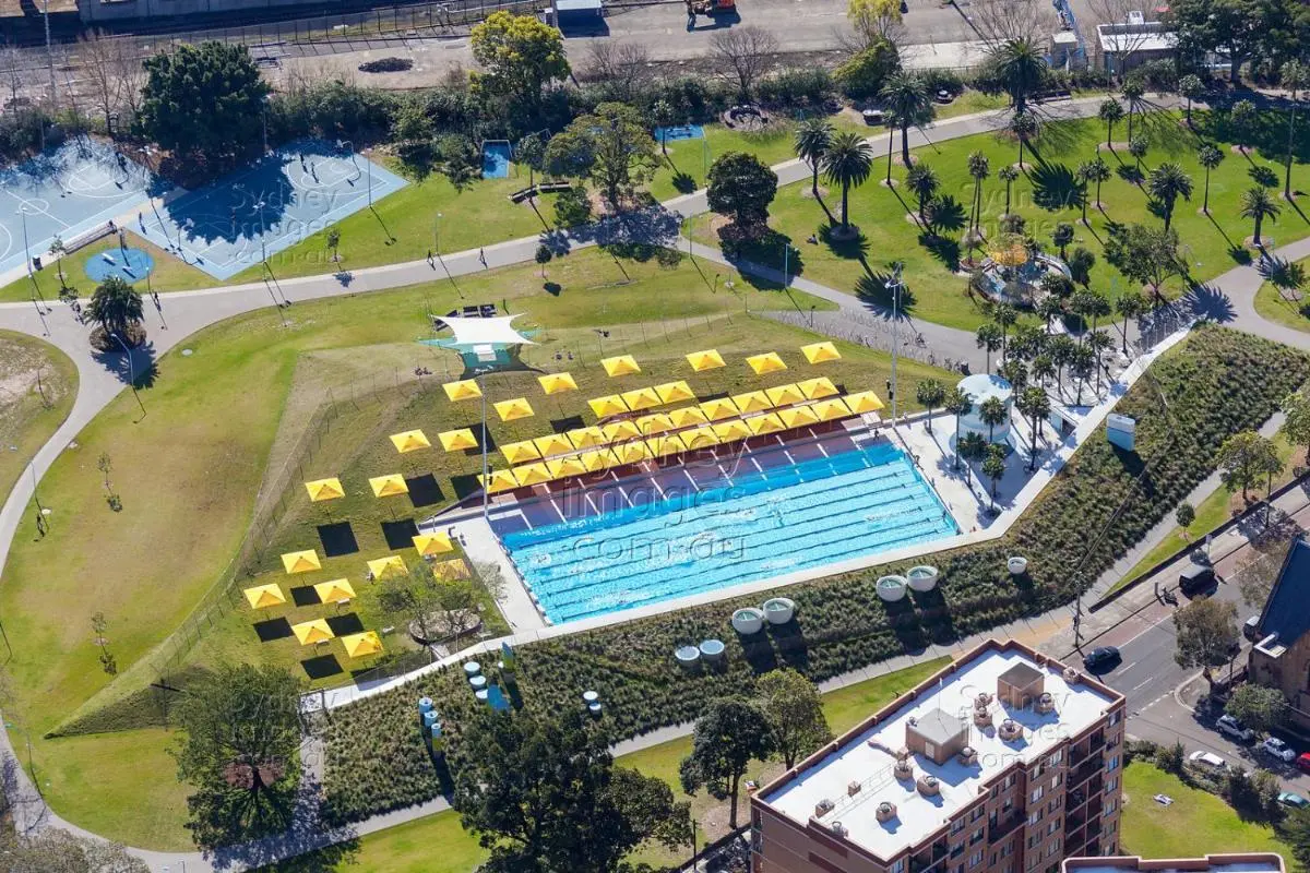 Image 6 of Modern and Cosy Sydney CBD Studio in Central