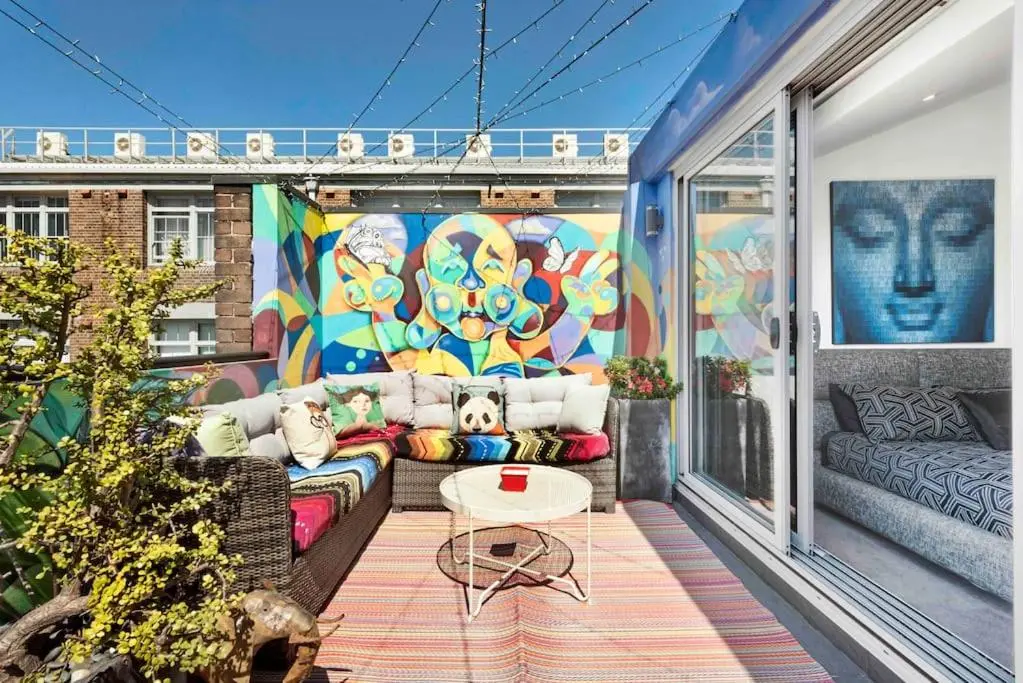 Image 5 of Modern spacious 3 bedroom penthouse in Enmore