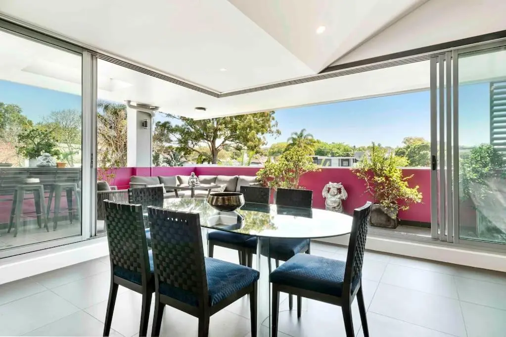 Image 3 of Modern spacious 3 bedroom penthouse in Enmore