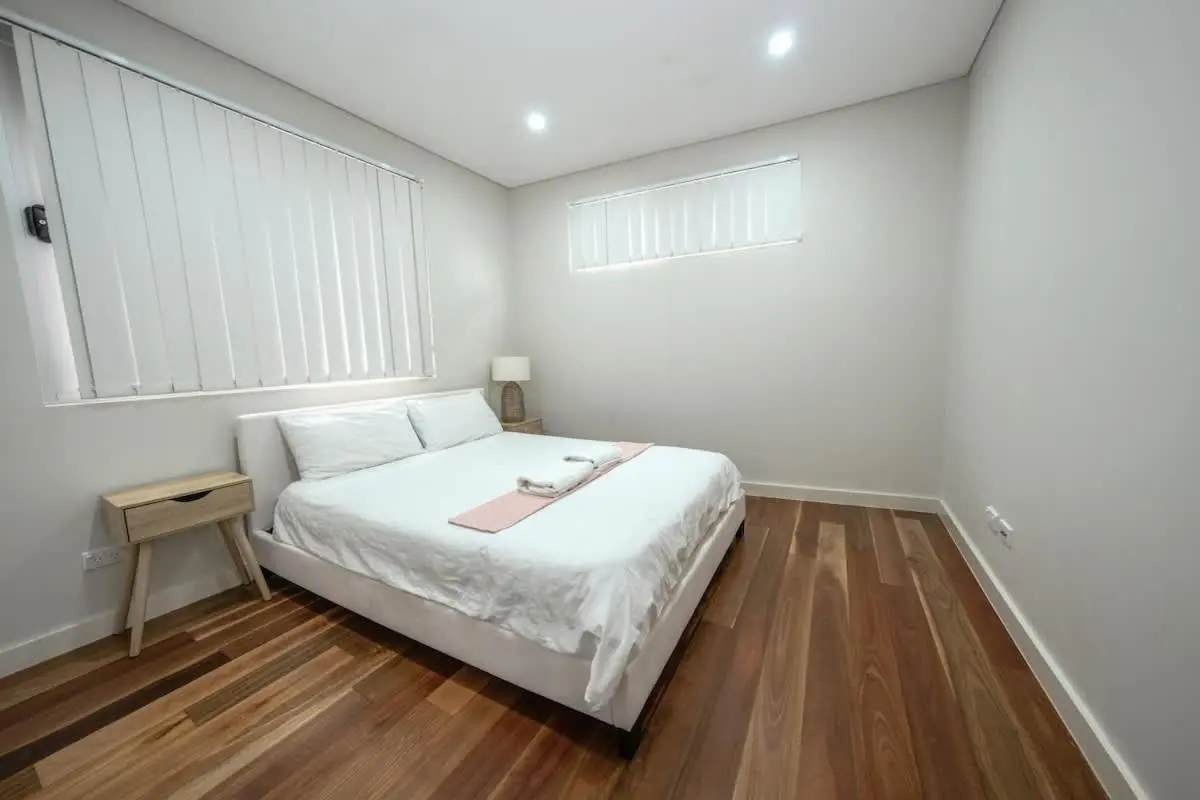Image 1 of One bedroom in Sydney Five Dock