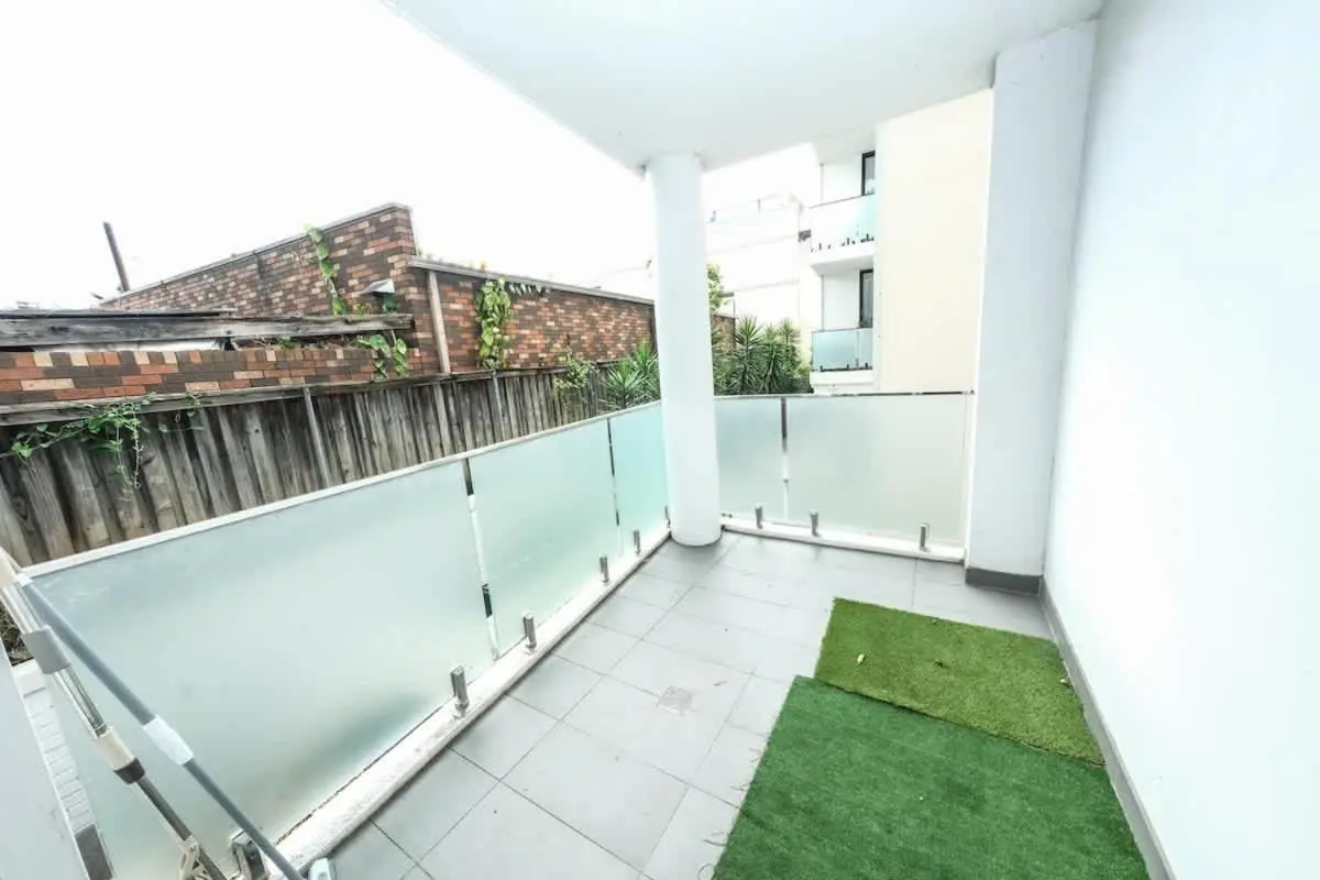 Image 4 of One bedroom in Sydney Five Dock