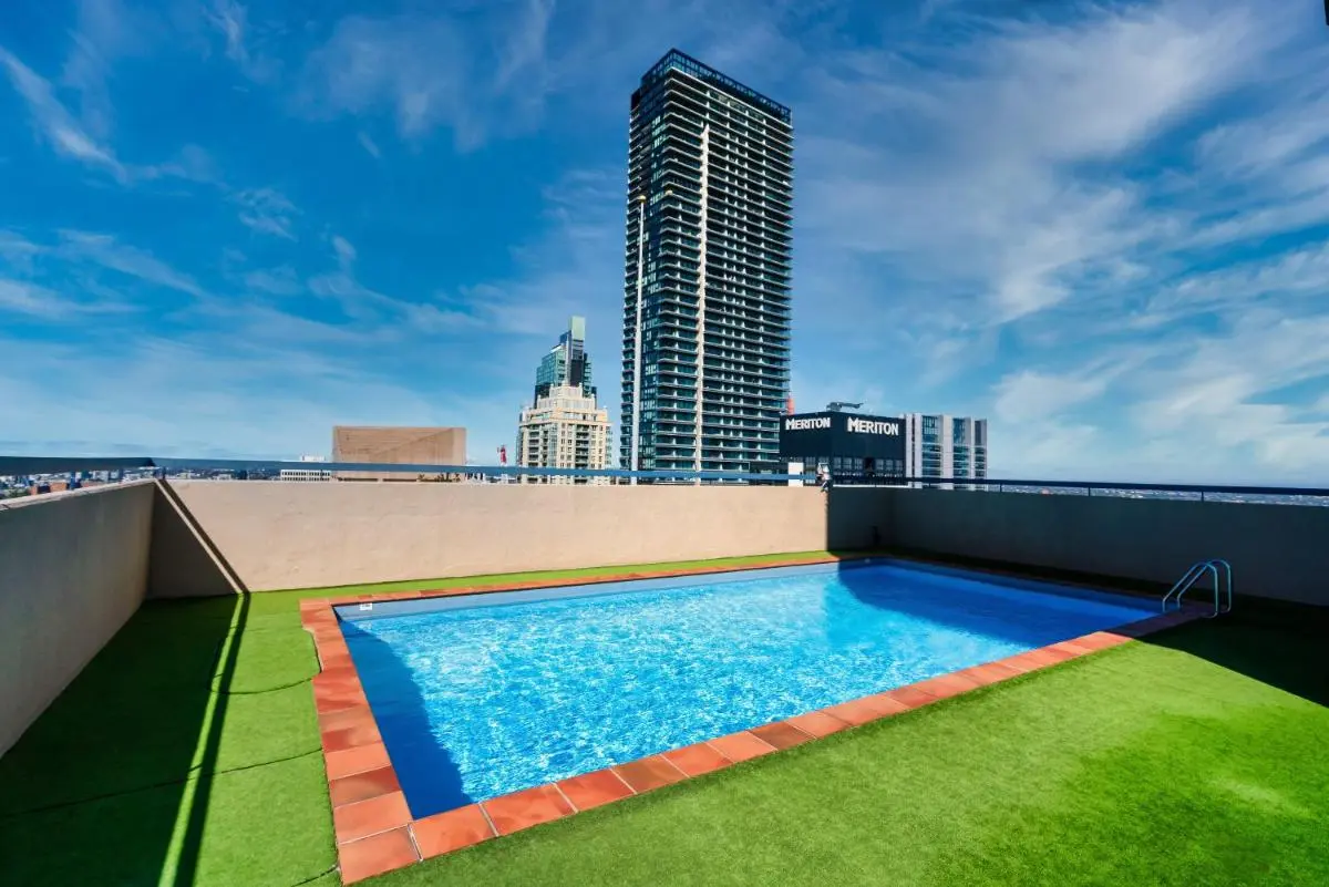 Image 3 of Park Regis City Centre