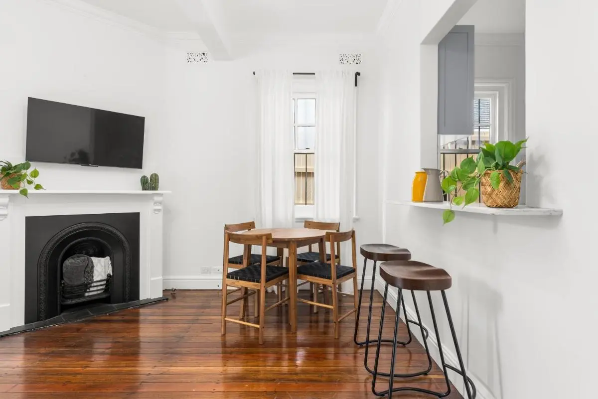 Image 4 of Perfect 2BR Harbour View Apartment