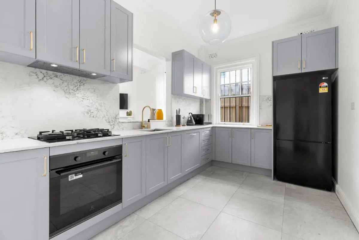 Image 3 of Perfect 2BR Harbour View Apartment