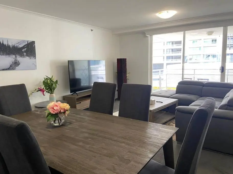 Image 1 of Perfectly Located CBD 3 bedrooms Apartment
