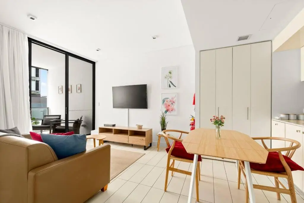 Image 4 of Secluded Surry Hills Escape with Private Balcony