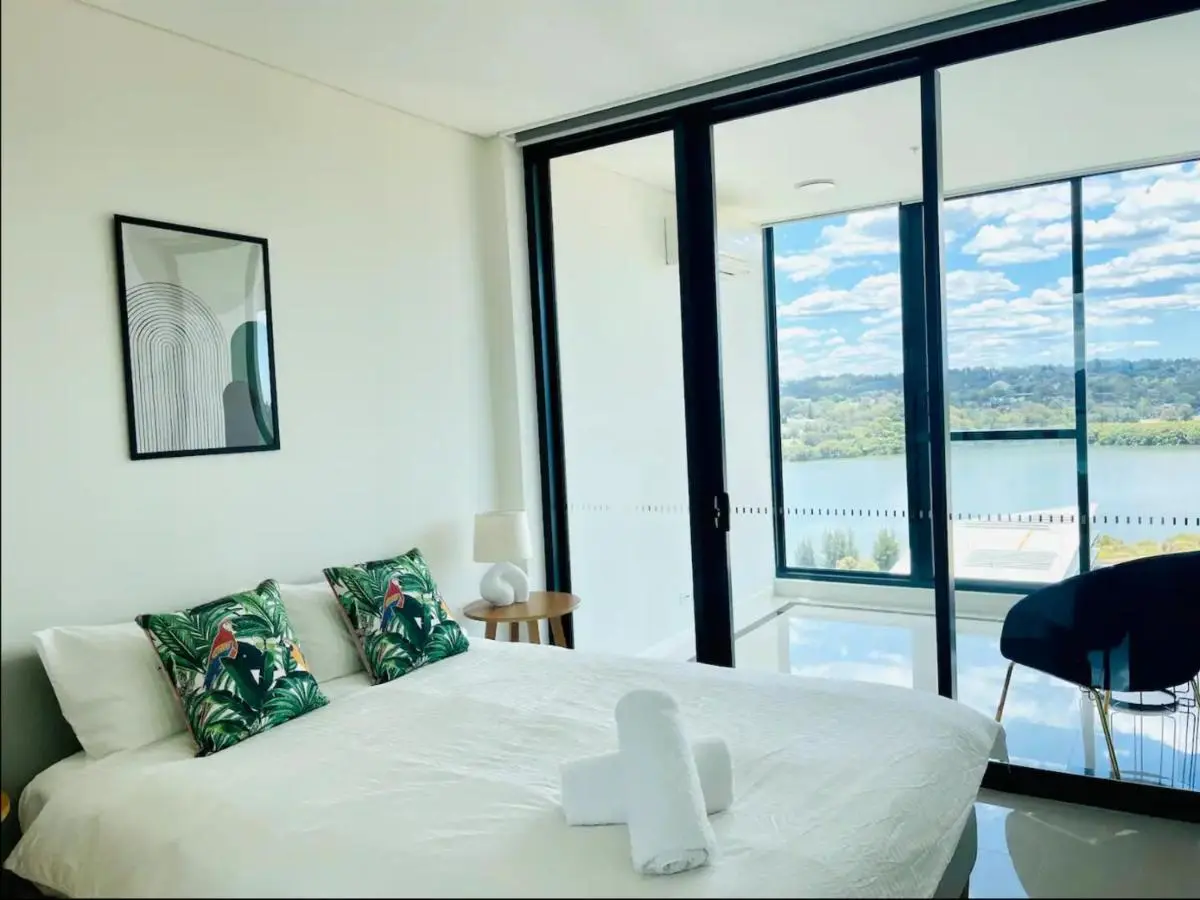 Image 6 of Sensational waterview 2Bed2baths Apt -WiFi Parking