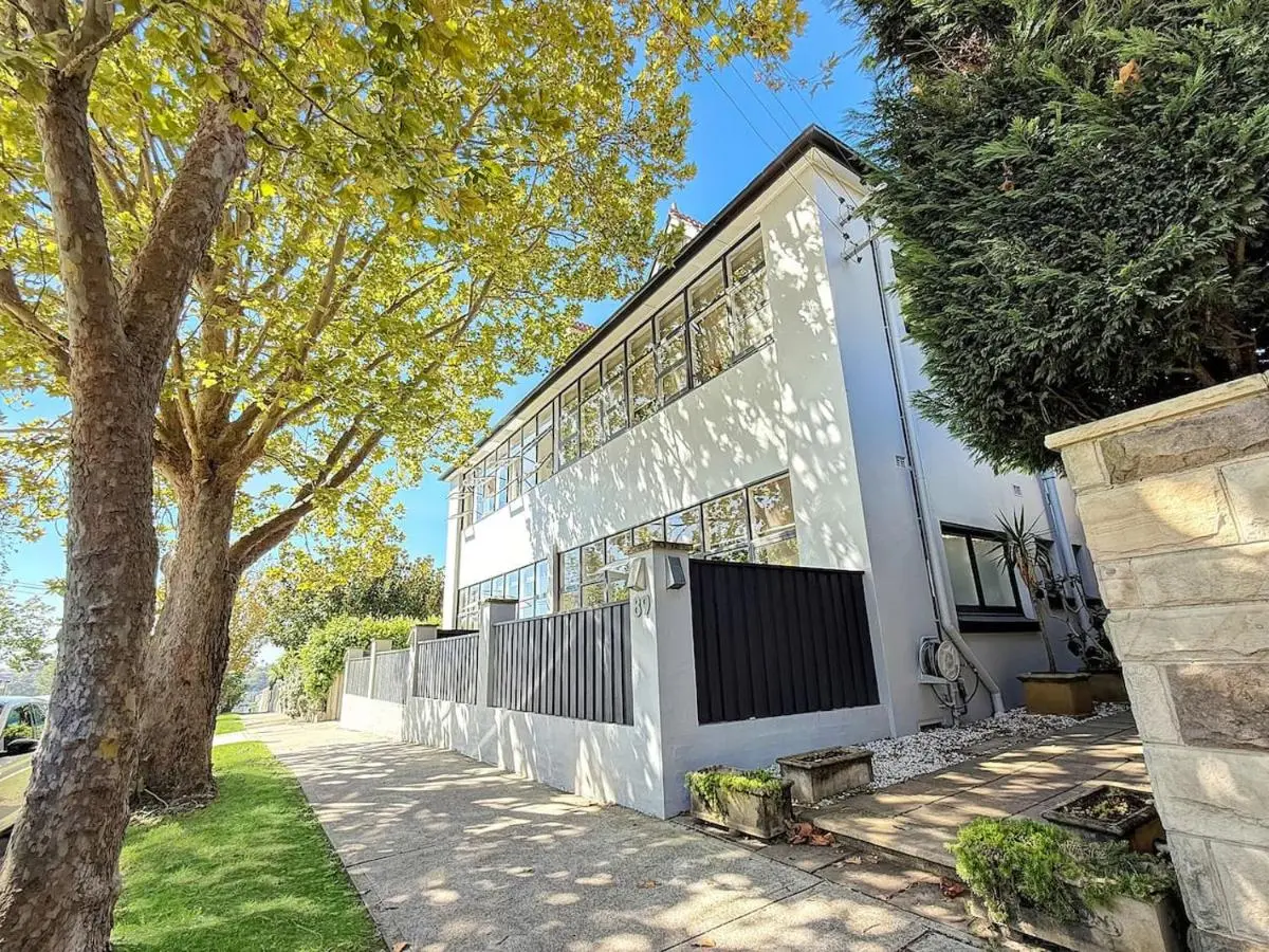 Image 5 of Serviced Luxury Condo, Parkside, moments to metro