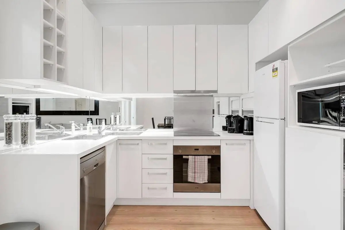 Image 6 of ‘Simply Sydney’ City Living off Wharf Roadway